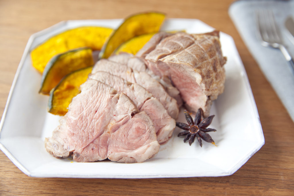 漬け込むだけで簡単!ローストポーク