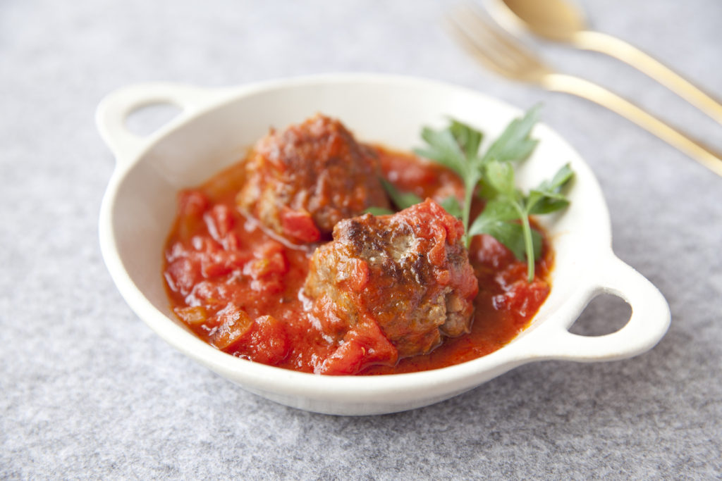 肉感たっぷりミートボールのトマト煮