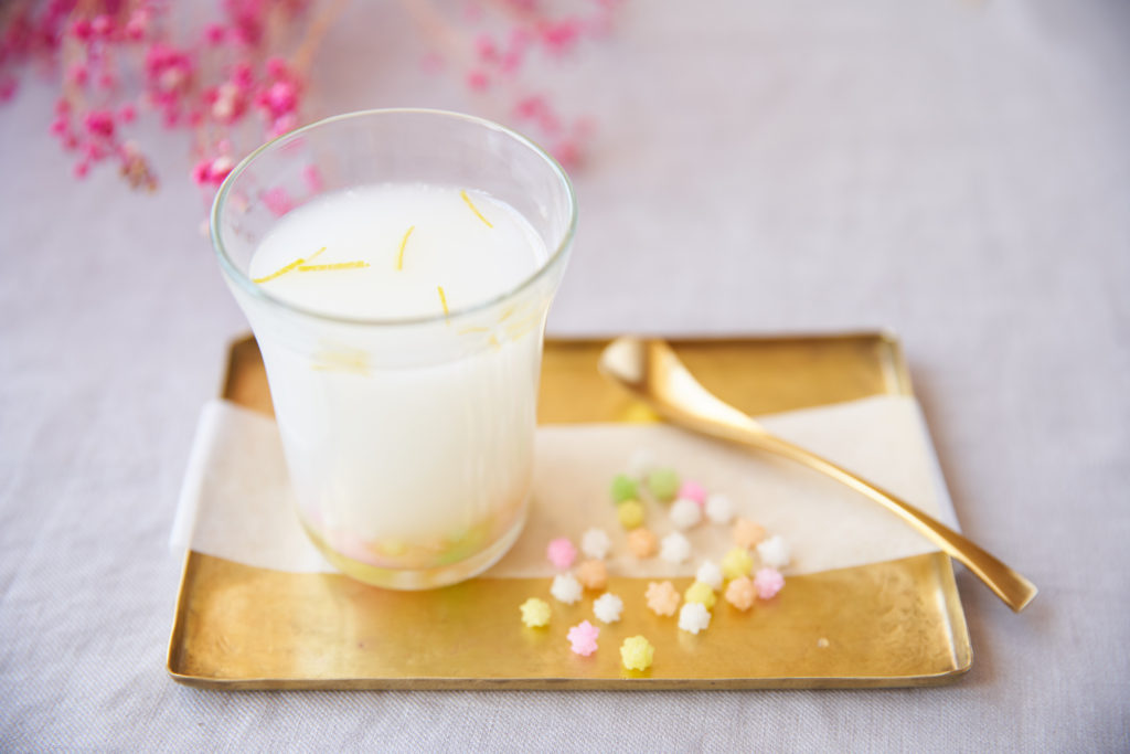 キラキラ金平糖ドリンク