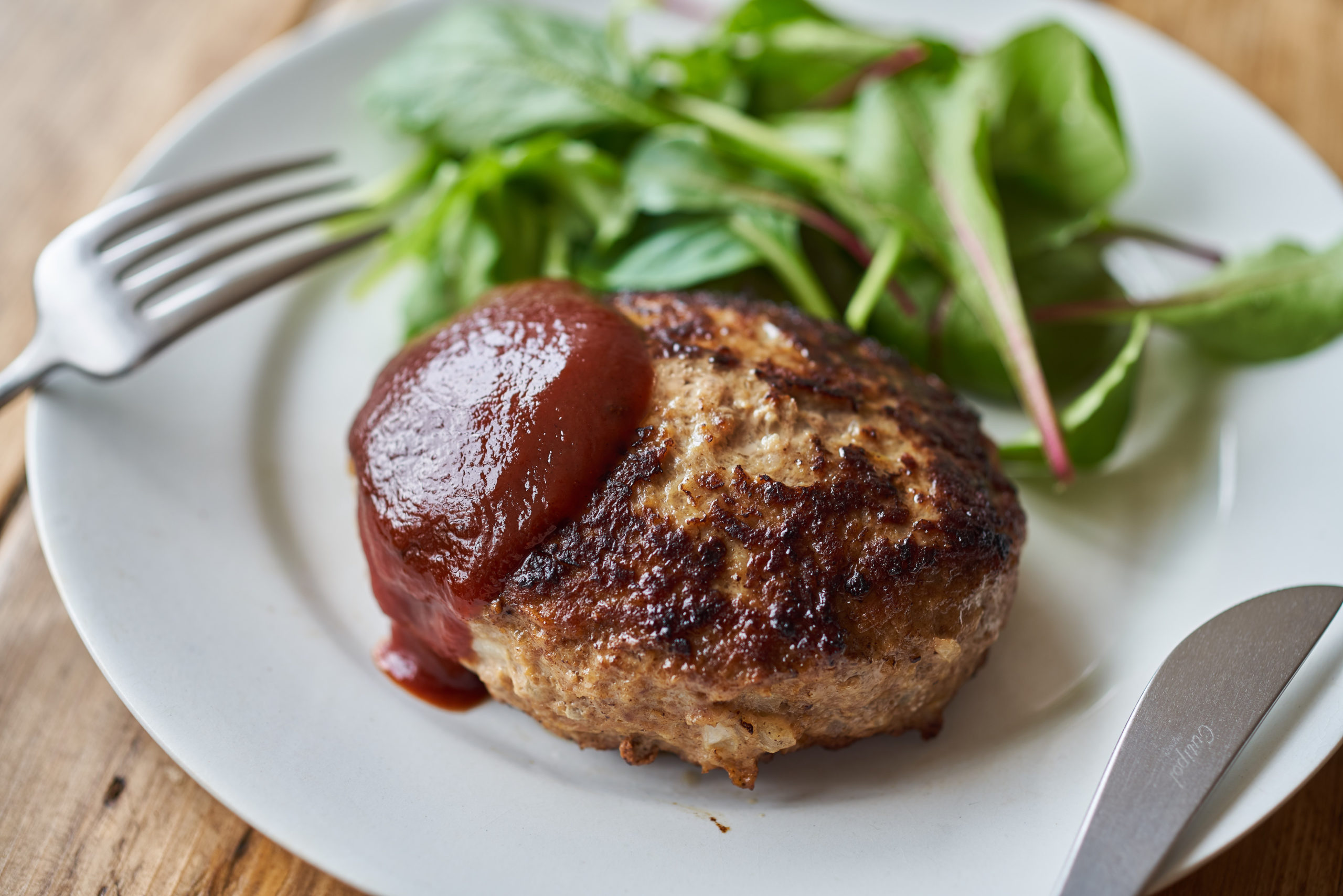 肉汁ジュワ なハンバーグ のレシピ 作り方 ふたりごはん