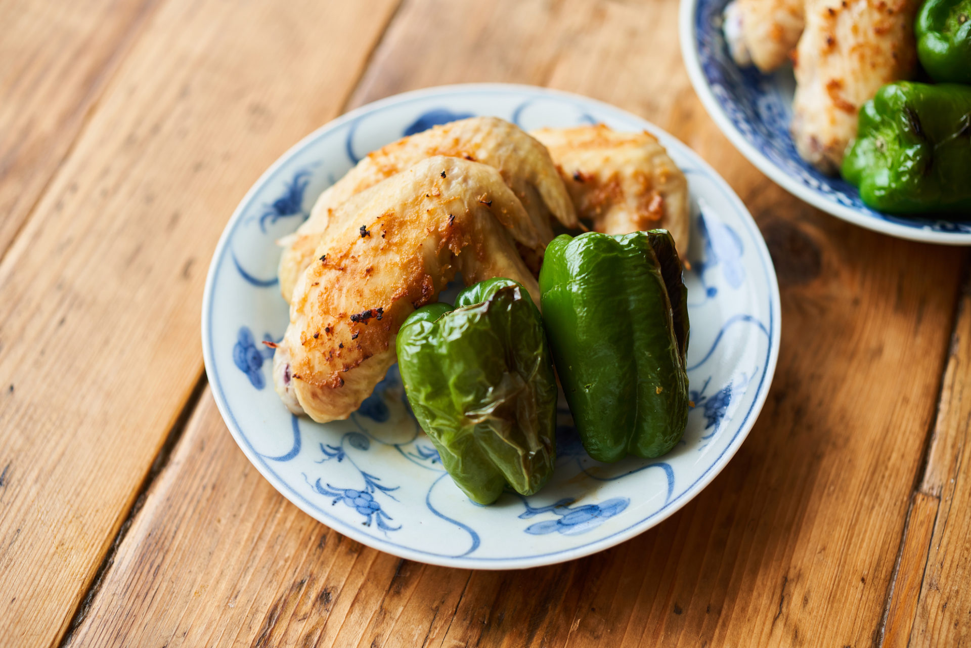 鶏手羽先とピーマンのみそ焼きのレシピ・作り方