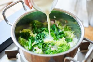 春野菜の塩麹クラムチャウダーのレシピ・作り方