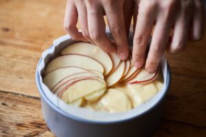 りんごのヨーグルトケーキ（ガトーインビジブル）のレシピ・作り方
